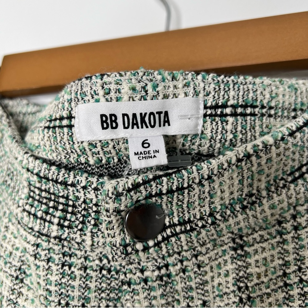 BB Dakota | Misty Jade Shorts - Picture 4 of 6